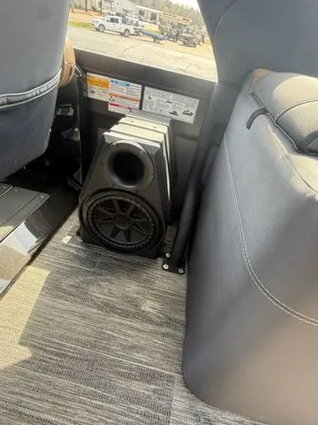 Slide: The Image of Viaggio By Misty Harbor D26UWA Tri-Toon (27" Tubes) 2025 - 5