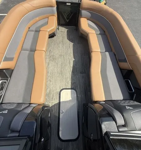 Slide: The Image of Viaggio By Misty Harbor D26UWA Tri-Toon (27" Tubes) 2025 - 7