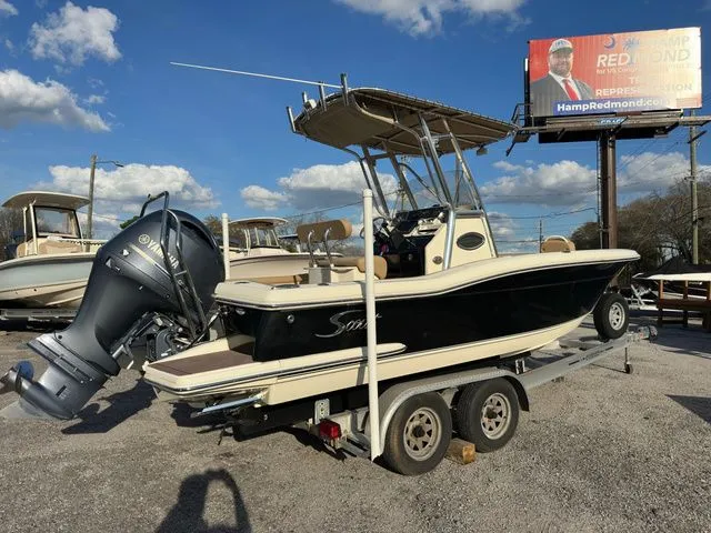 Slide: The Image of Scout 225 XSF 2012 - 12