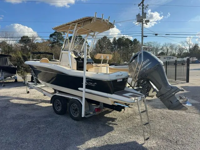 Slide: The Image of Scout 225 XSF 2012 - 13