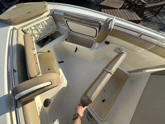 Slide: The Image of Scout 225 XSF 2012 - 5