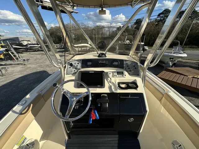 Slide: The Image of Scout 225 XSF 2012 - 6