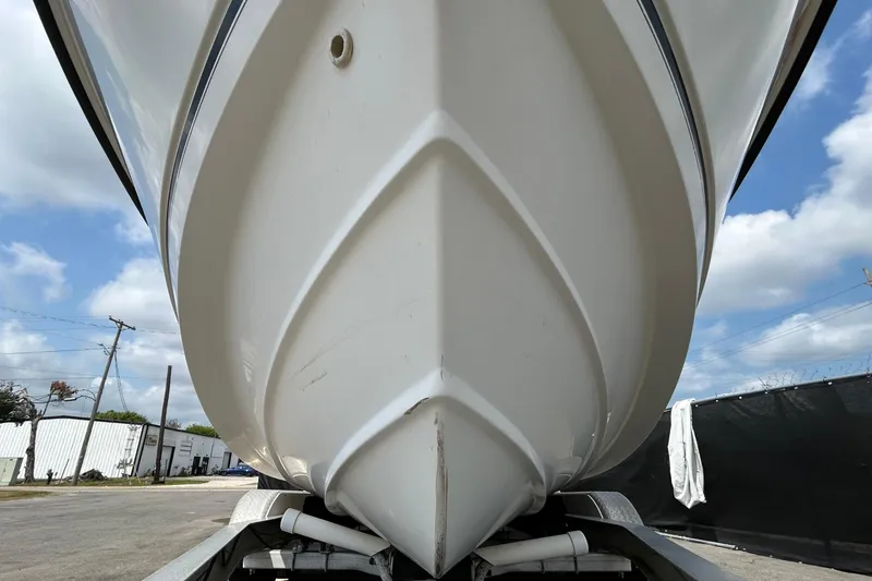 Slide: The Image of Boston Whaler 205 Conquest 2006 - 14