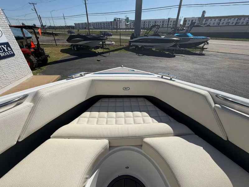 Slide: The Image of 2020 COBALT R3 SURF - Image 11 - 11