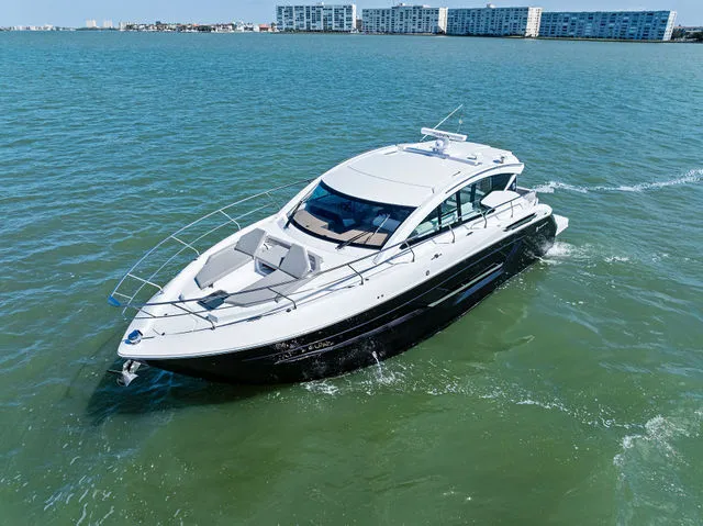 Slide: The Image of Cruisers Yachts 320 Express 2004 - 42