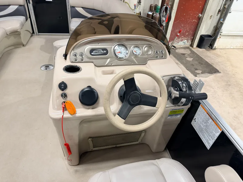 Slide: The Image of Sylvan Mirage 820 & 90HP Mercury 4Stroke - $21,995 2015 - 20