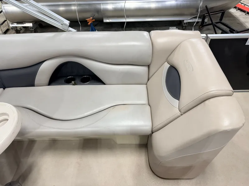 Slide: The Image of Sylvan Mirage 820 & 90HP Mercury 4Stroke - $21,995 2015 - 28