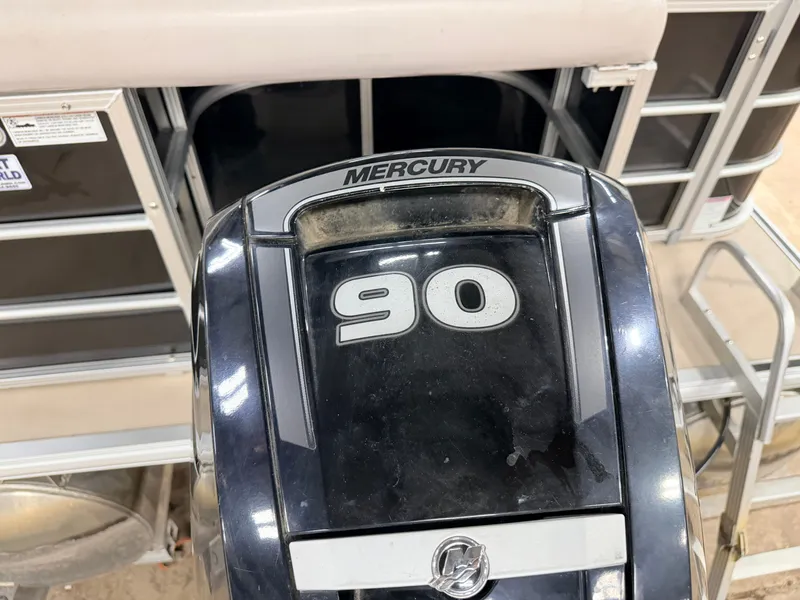 Slide: The Image of Sylvan Mirage 820 & 90HP Mercury 4Stroke - $21,995 2015 - 47