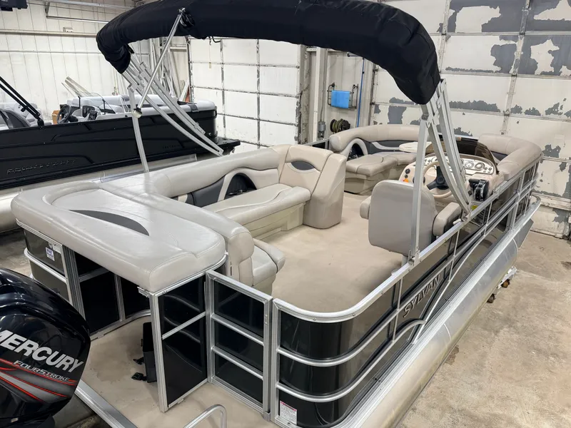 Slide: The Image of Sylvan Mirage 820 & 90HP Mercury 4Stroke - $21,995 2015 - 9