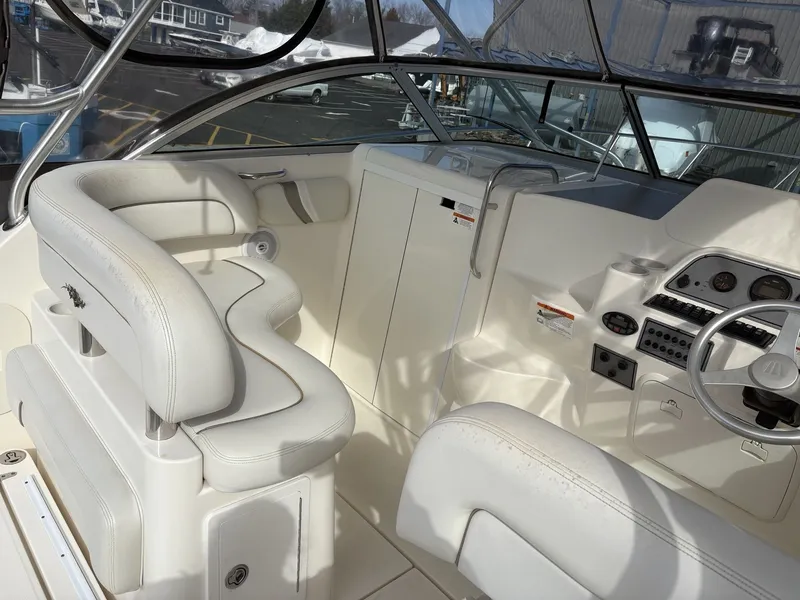 Slide: The Image of Wellcraft 290 Coastal 2005 - 32