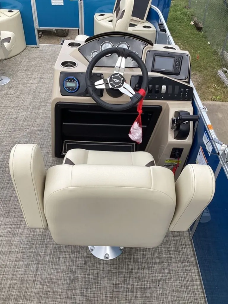 Slide: The Image of SunCatcher Select 20F 2026 - 24