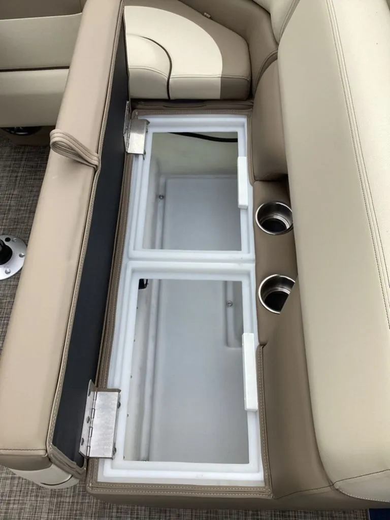 Slide: The Image of SunCatcher Select 20F 2026 - 27