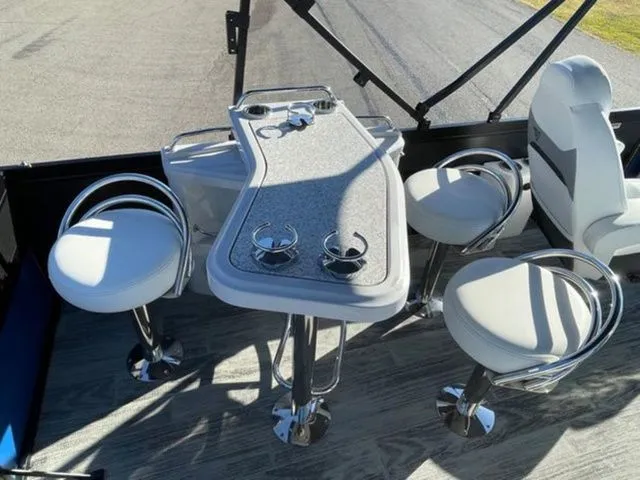 Slide: The Image of Viaggio By Misty Harbor Diamante B D23B 2023 - 15