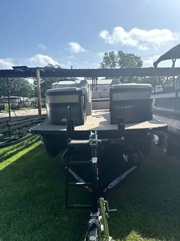 Slide: The Image of Viaggio By Misty Harbor Diamante S D23S 2023 - 8