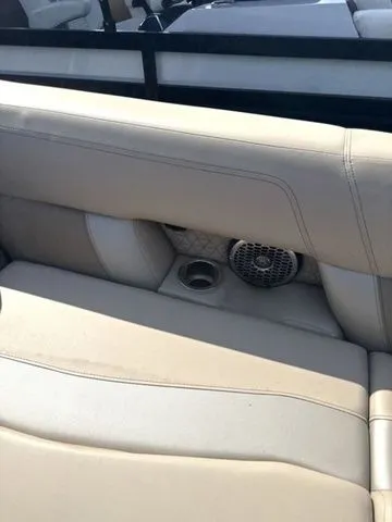 Slide: The Image of Viaggio By Misty Harbor Diamante S D23S 2023 - 9