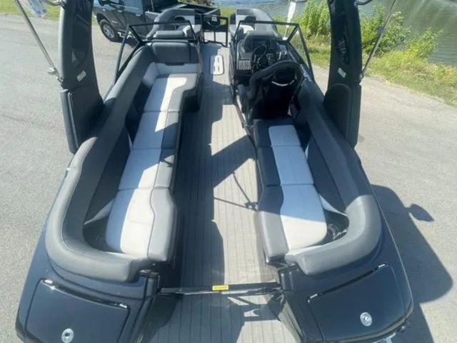 Slide: The Image of Veranda V One 25 2023 - 10