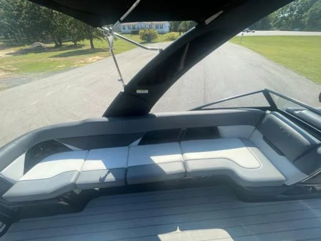 Slide: The Image of Veranda V One 25 2023 - 12