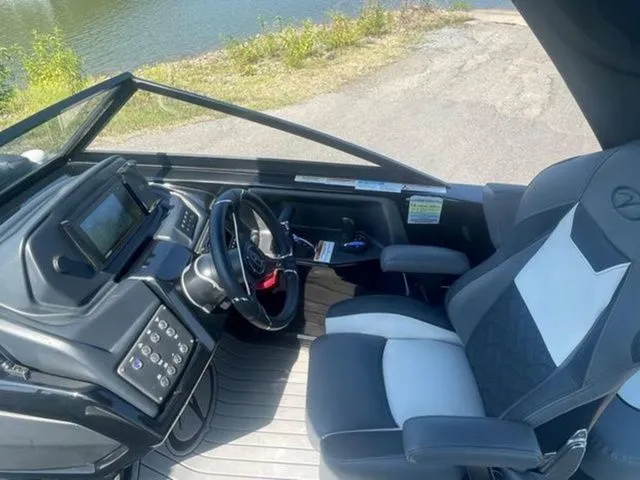 Slide: The Image of Veranda V One 25 2023 - 15