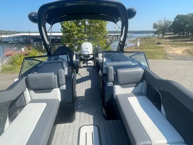 Slide: The Image of Veranda V One 25 2023 - 5