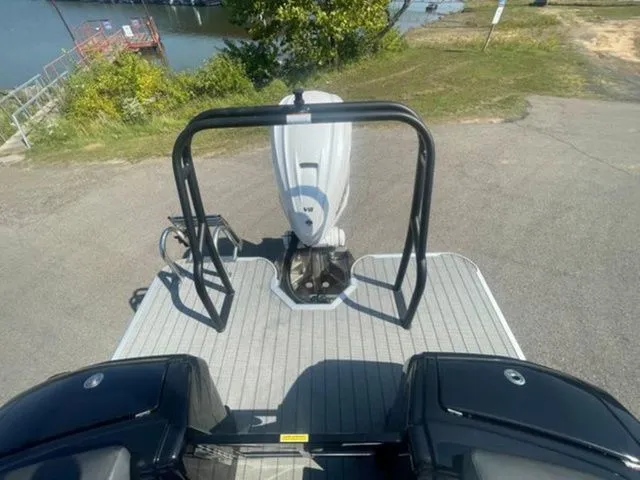 Slide: The Image of Veranda V One 25 2023 - 8