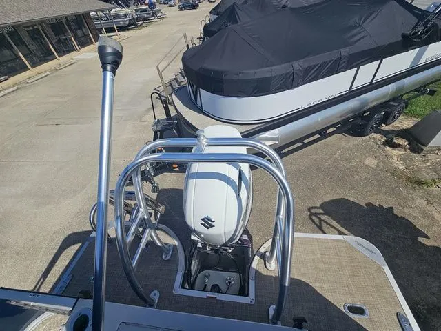 Slide: The Image of Silver Wave 2410 SW3 RLP 2024 - 12