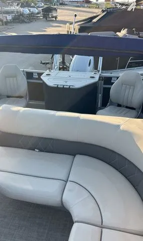 Slide: The Image of Silver Wave 2410 SW3 RLP 2024 - 15