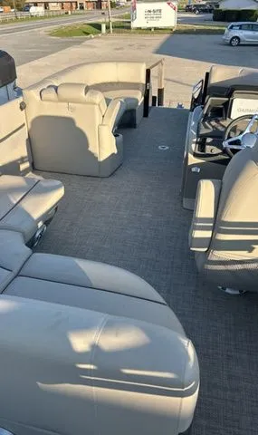 Slide: The Image of Silver Wave 2410 SW3 RLP 2024 - 3