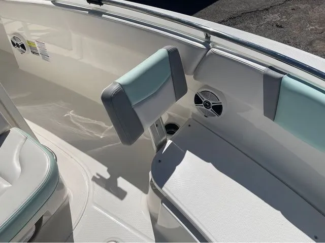Slide: The Image of Robalo R230 Center Console 2020 - 15