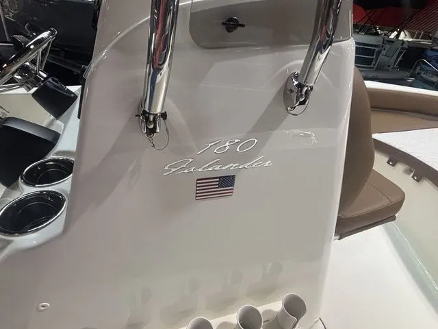 Slide: The Image of Pioneer 180 Islander 2026 - 23