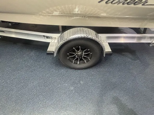 Slide: The Image of Pioneer 180 Islander 2026 - 26