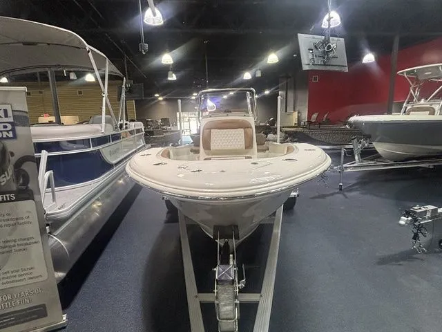 Slide: The Image of Pioneer 180 Islander 2026 - 4