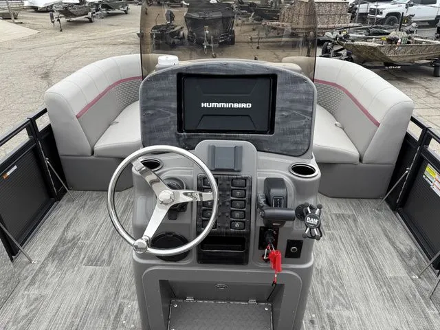 Slide: The Image of Angler 8522 Fish N Cruise 2024 - 9