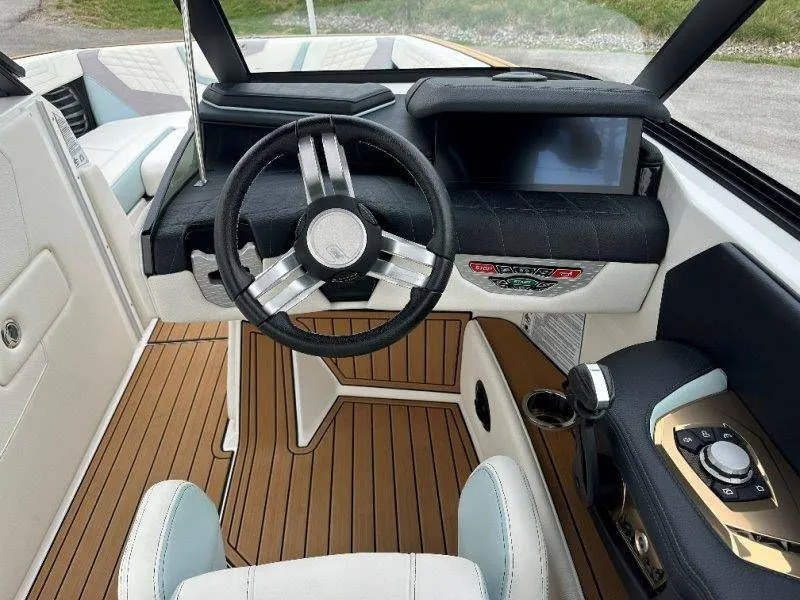 Slide: The Image of Nautique G23 2022 - 57