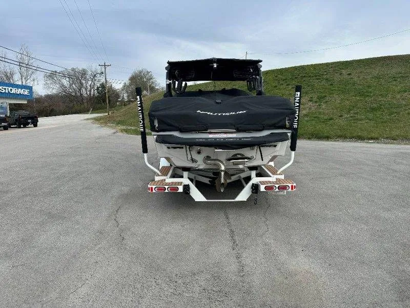 Slide: The Image of Nautique G23 2022 - 63