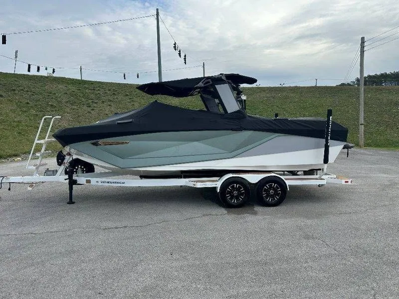 Slide: The Image of Nautique G23 2022 - 73