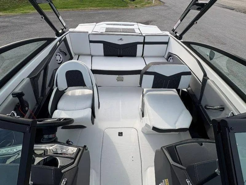 Slide: The Image of Interior of the 2023 Monterey 218SS Super Sport boat. - 25