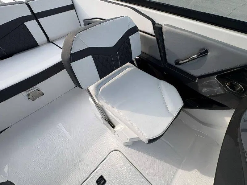 Slide: The Image of Interior of 2023 Monterey 218SS Super Sport boat with stylish seating. - 32