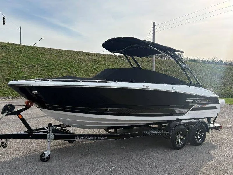 Slide: The Image of Monterey 218SS Super Sport 2023 - 66