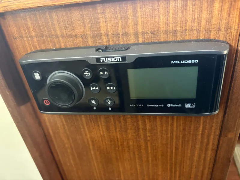 Slide: The Image of Fusion MS-UD650 stereo on 1983 Mainship 34 Mark III. - 43