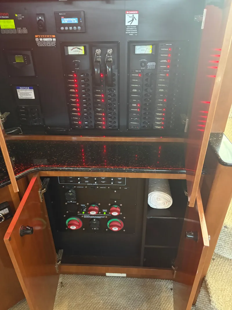 Slide: The Image of Meridian 459 Motoryacht 2007 - 94