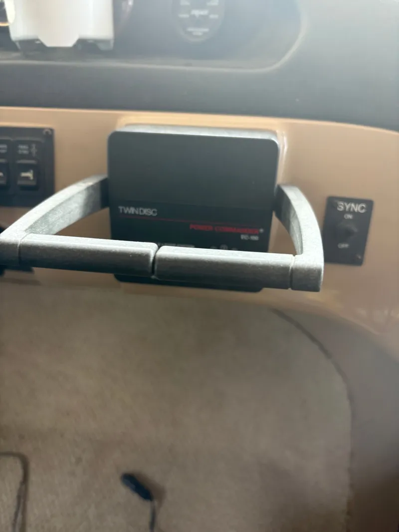 Slide: The Image of Carver Yachts 530 Voyager Pilothouse 2000 - 61