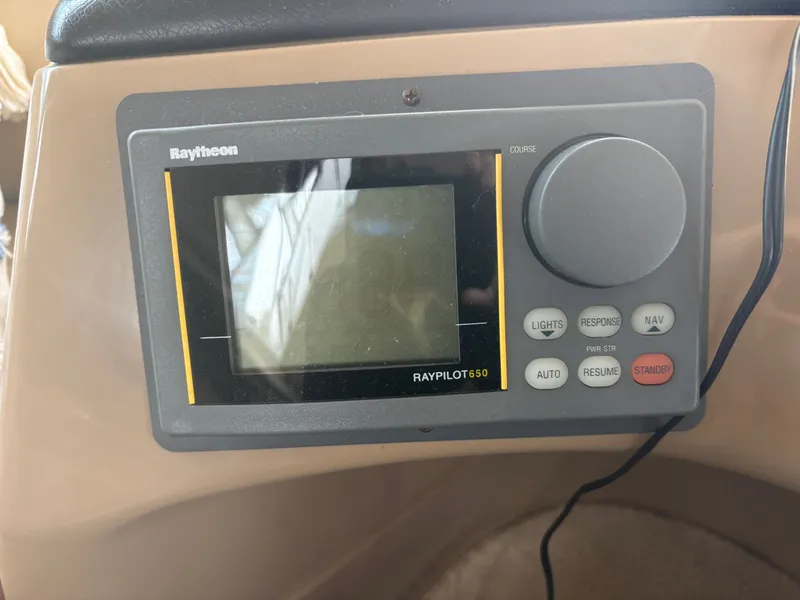 Slide: The Image of Carver Yachts 530 Voyager Pilothouse 2000 - 66