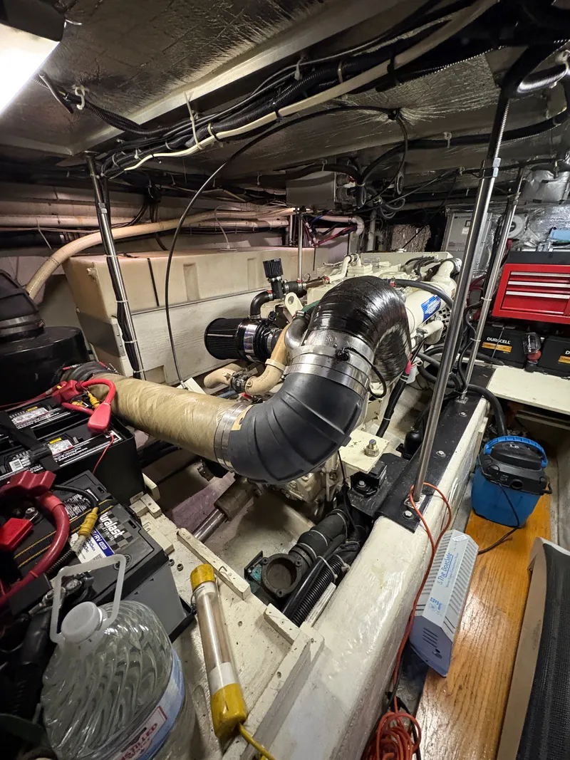 Slide: The Image of Carver Yachts 530 Voyager Pilothouse 2000 - 72