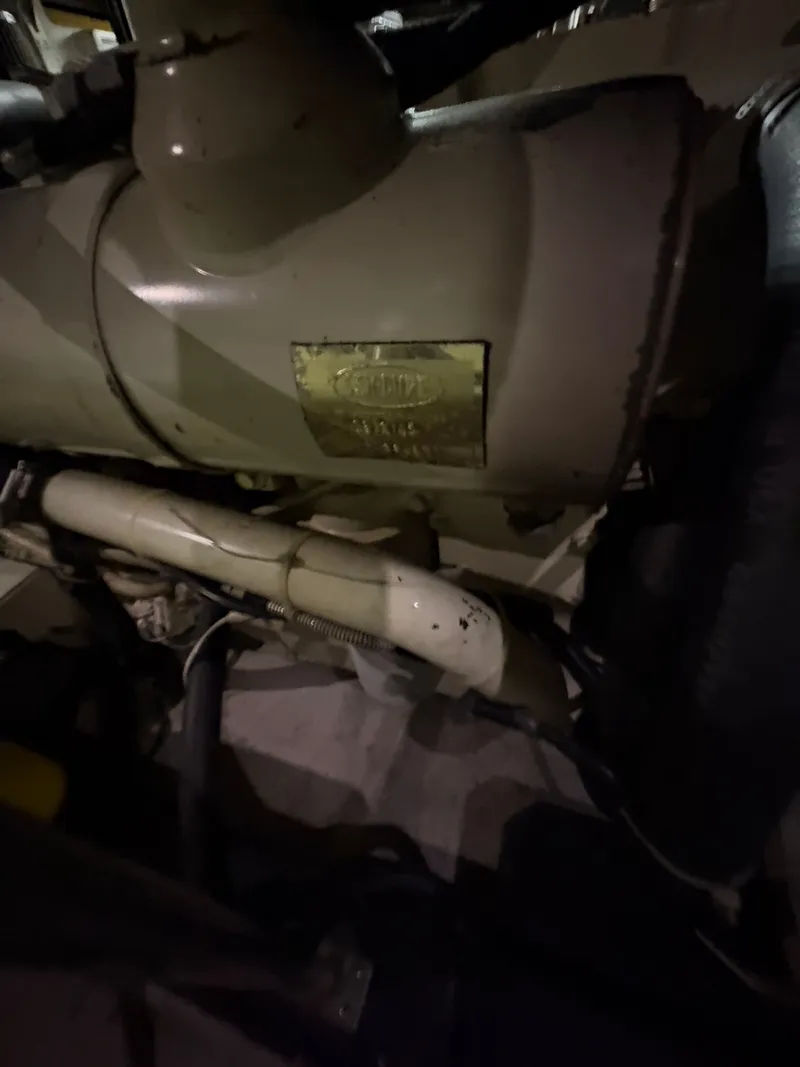 Slide: The Image of Carver Yachts 530 Voyager Pilothouse 2000 - 86