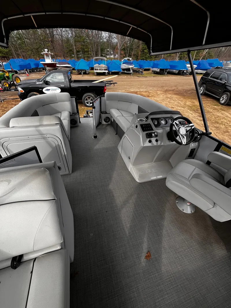 Slide: The Image of Crest 22 SLC 22 2021 - 6