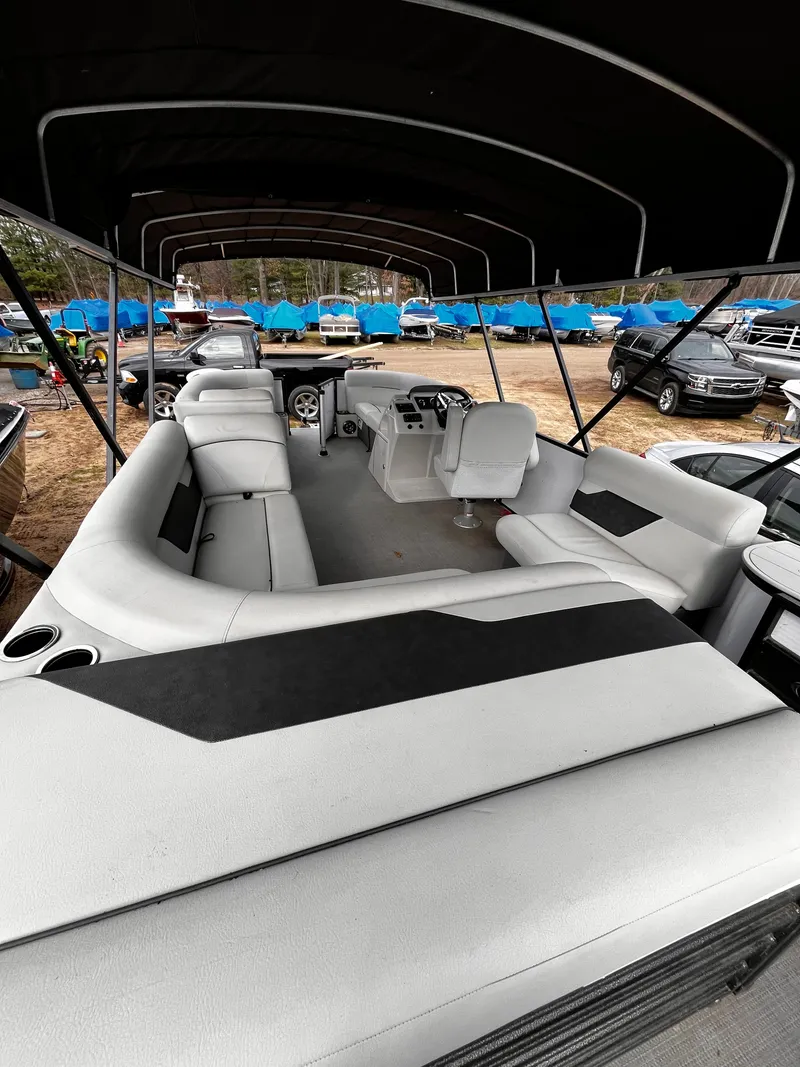 Slide: The Image of Crest 22 SLC 22 2021 - 7