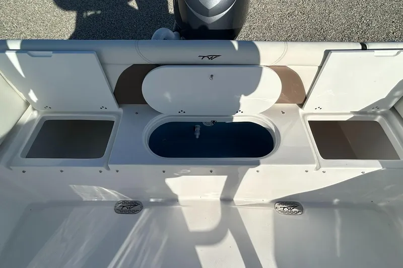 Slide: The Image of Tidewater 232 LXF 2026 - 51