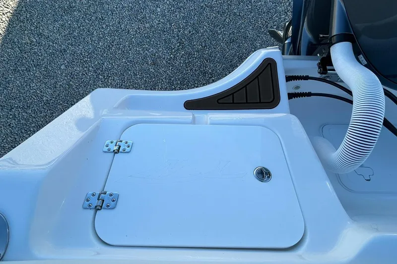 Slide: The Image of Tidewater 232 LXF 2026 - 56