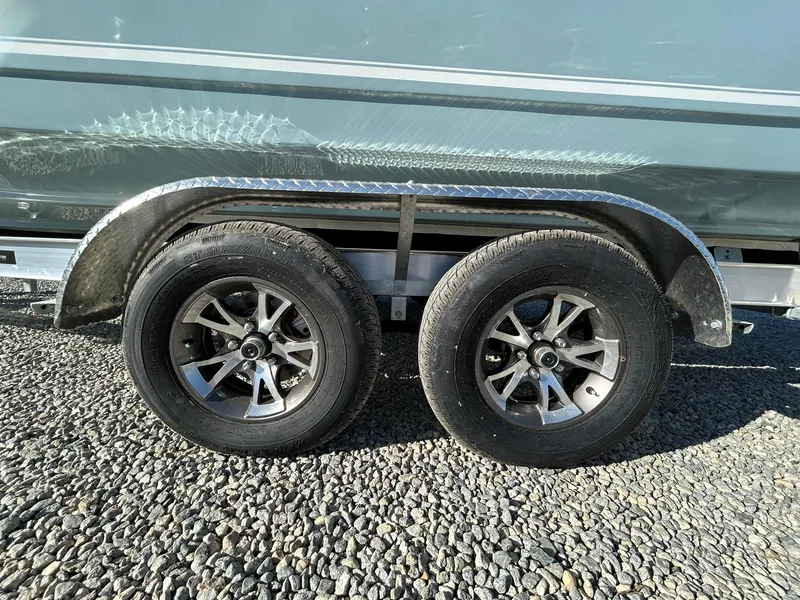 Slide: The Image of Tidewater 232 LXF 2026 - 70