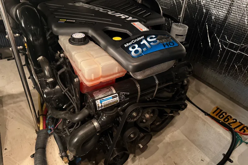 Slide: The Image of Engine of 2005 Cruisers Yachts 405 Express Motoryacht, featuring MerCruiser 8.1S HO. - 62